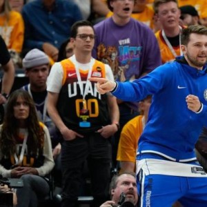 半岛体育入口-爵士危难时刻想起防守绝活，他们还不想就此倒下