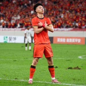 U22国足3分钟连入2球！王钰栋助攻双响炮，3年前曾大四喜